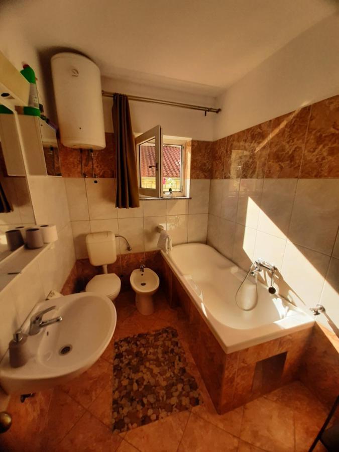 Apartments Lemongarden Duce Luaran gambar