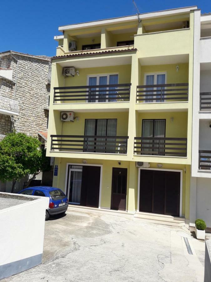 Apartments Lemongarden Duce Luaran gambar